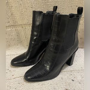 Raid Black Croc 🐊 Bootie - Size 9.5 (Euro 40) SOLD OUT on LULUs